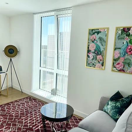 Urban Gateway Spacious Apartment With Free Parking Bracknell Exterior photo