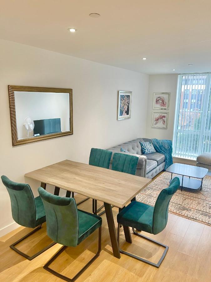 Urban Gateway Spacious With Free Parking Bracknell